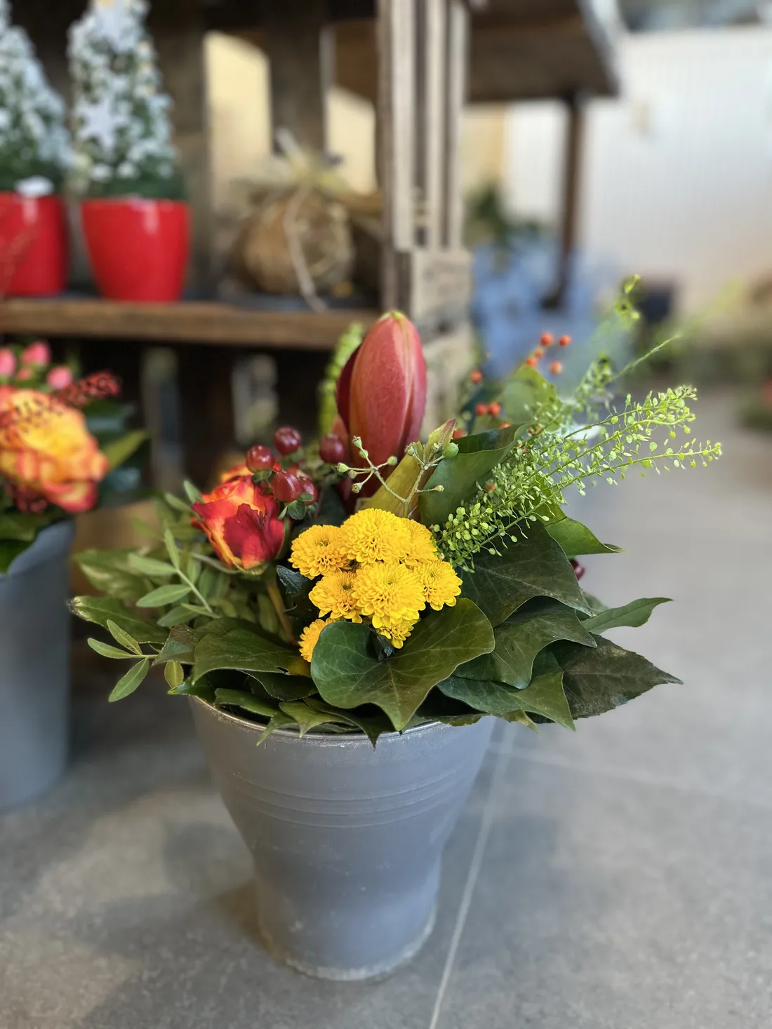 Adventliche Gestecke und saisonale Dekoration vom Blumenatelier Moers